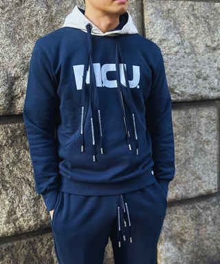 【MCU】 Hoodie (Felpa Cappuccio, Dettagli Trapuntati)